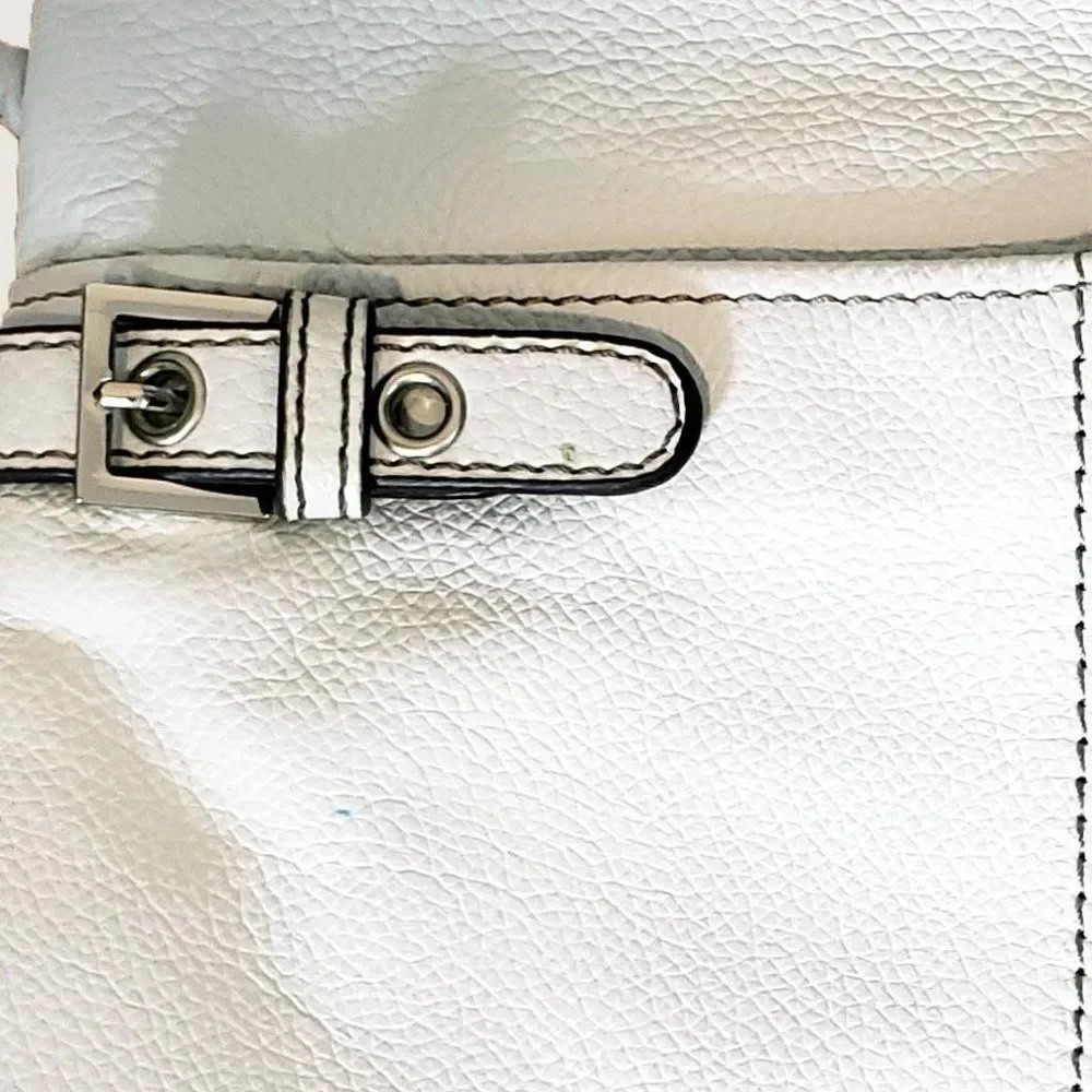 Tignanello Leather Bag - Picture 9 of 10
